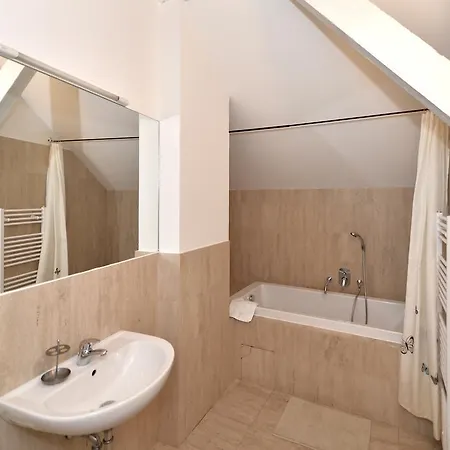 히스토릭 센터 I